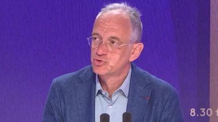 Frédéric Encel, docteur en géopolitique, maître de conférences à Sc-Po Paris était l’invité du "8h30 franceinfo", lundi 21 avril 2025 (FRANCEINFO/RADIOFRANCE)