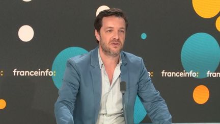 Albin Lewy, directeur artistique du festival Canneséries, le 22 avril 2025. (FRANCEINFO / RADIO FRANCE)